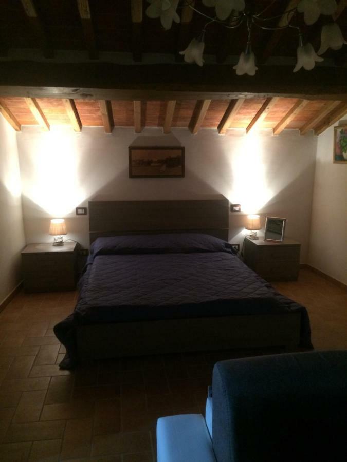Mansarda Degli Ulivi Apartment Rigomagno ภายนอก รูปภาพ
