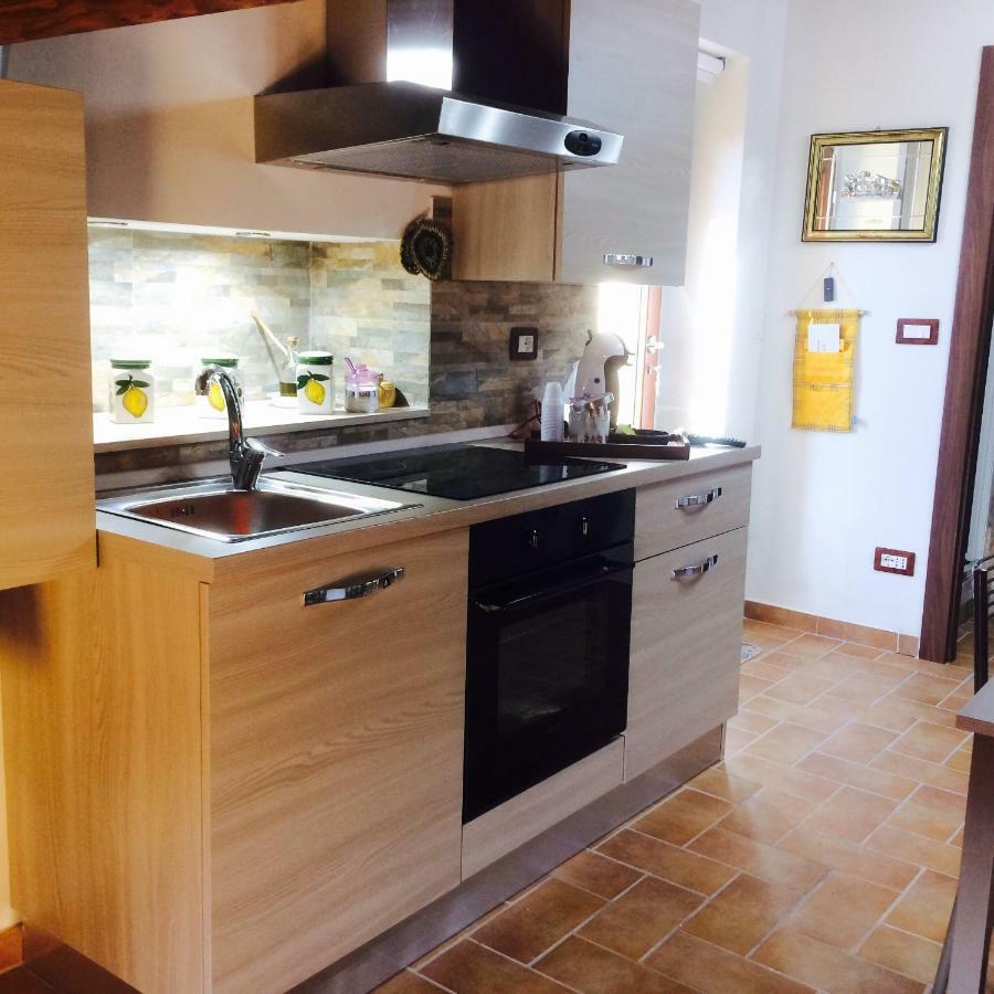Mansarda Degli Ulivi Apartment Rigomagno ภายนอก รูปภาพ